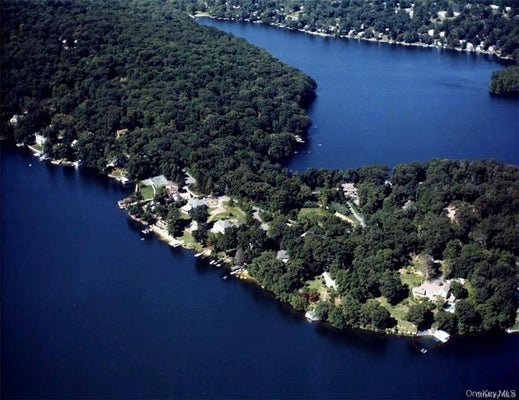64 LILLIAN RD, MAHOPAC, NY 10541 - Image 5a641a808bbc7b3acb22f753f6bb487d/1114741006