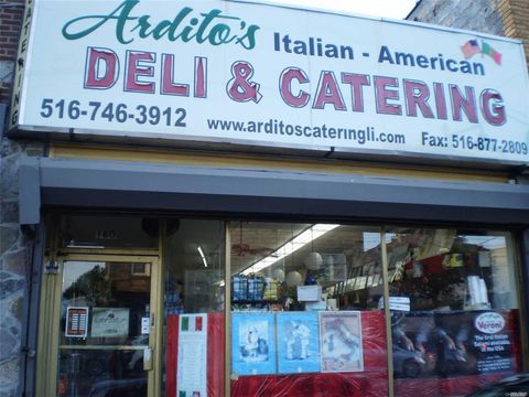 160 Jericho Turnpike Mineola NY 11501