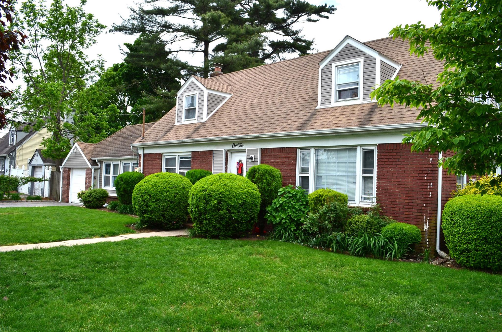 110 Powell Place, Hempstead, New York image 1