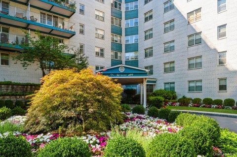 Homes For Sale - 499 N Broadway #3A<br/> White Plains, NY 10603