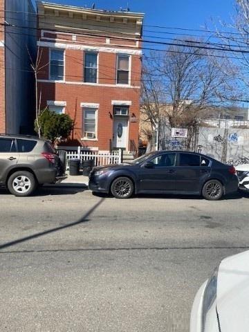 48 Street, Astoria, Queens, NY - 4 Bedrooms  
4 Bathrooms - 