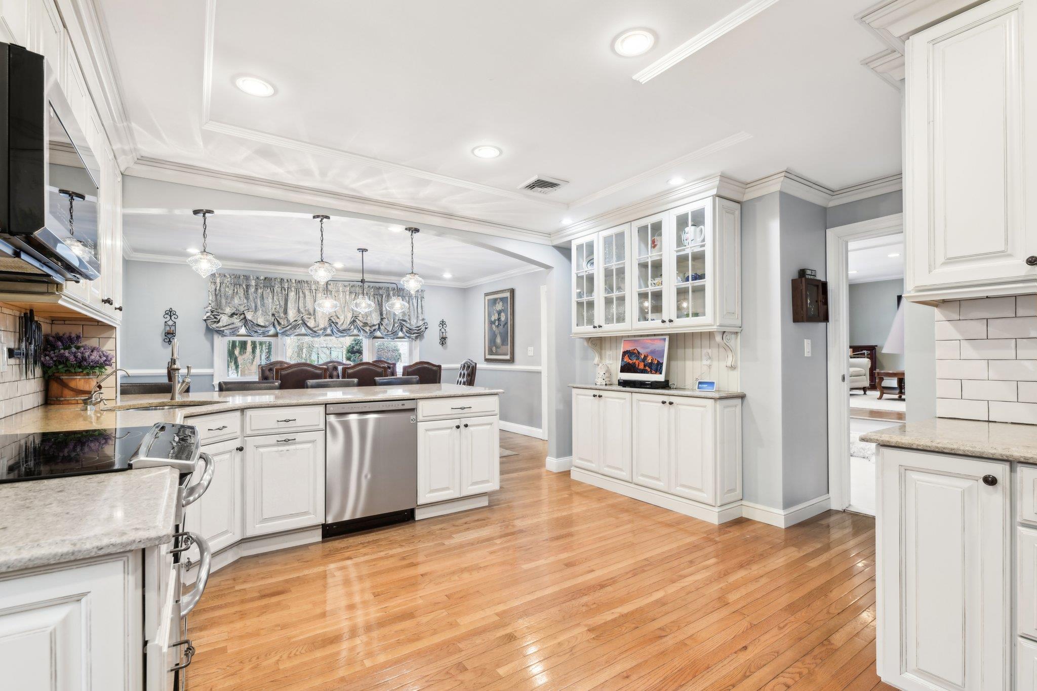 24 Halyard Road, North Woodmere, New York image 4