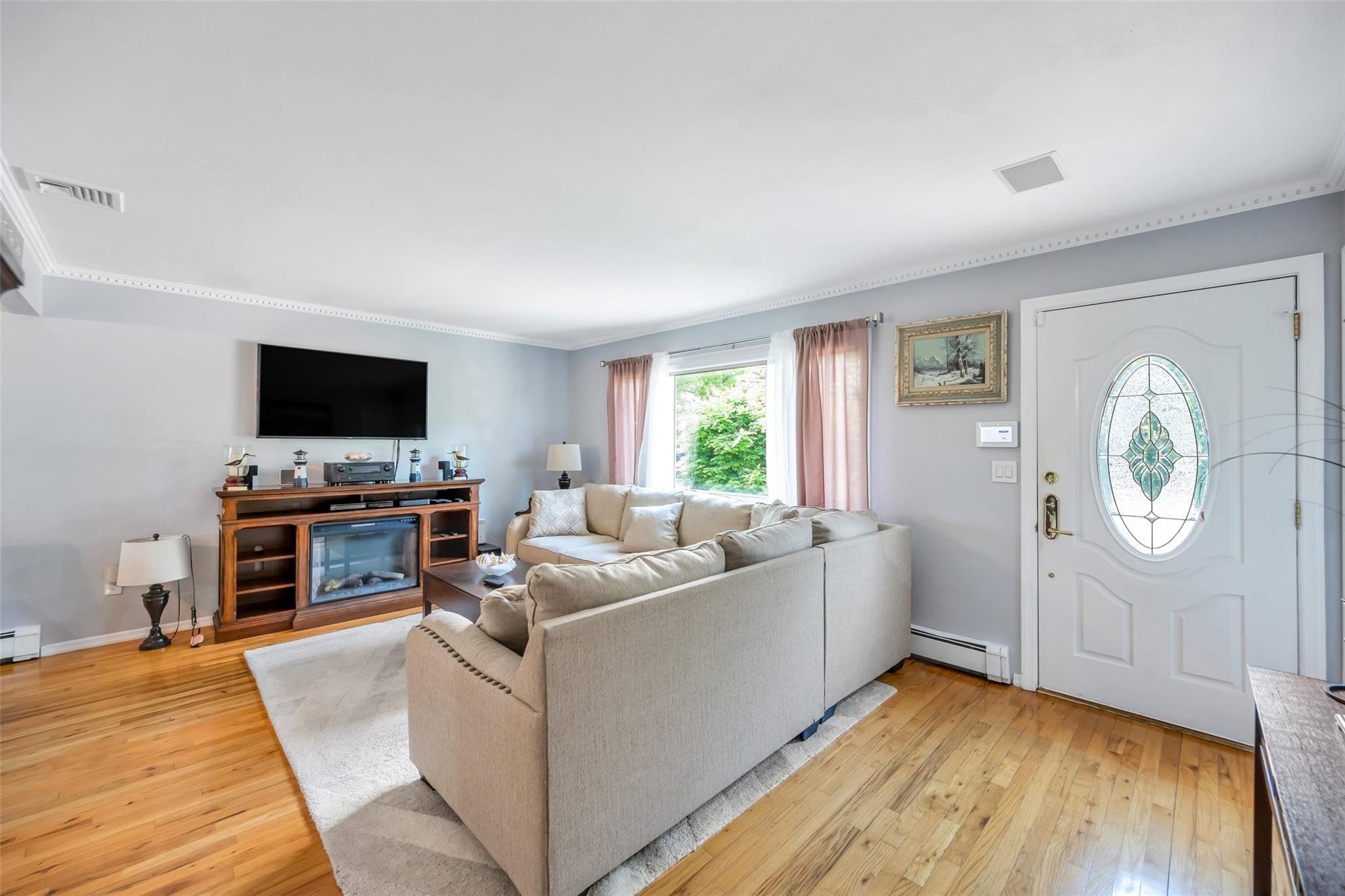 819 Townline Road, Hauppauge, New York image 12