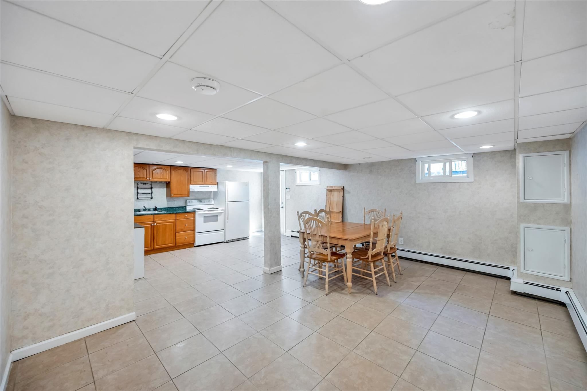 819 Townline Road, Hauppauge, New York image 29