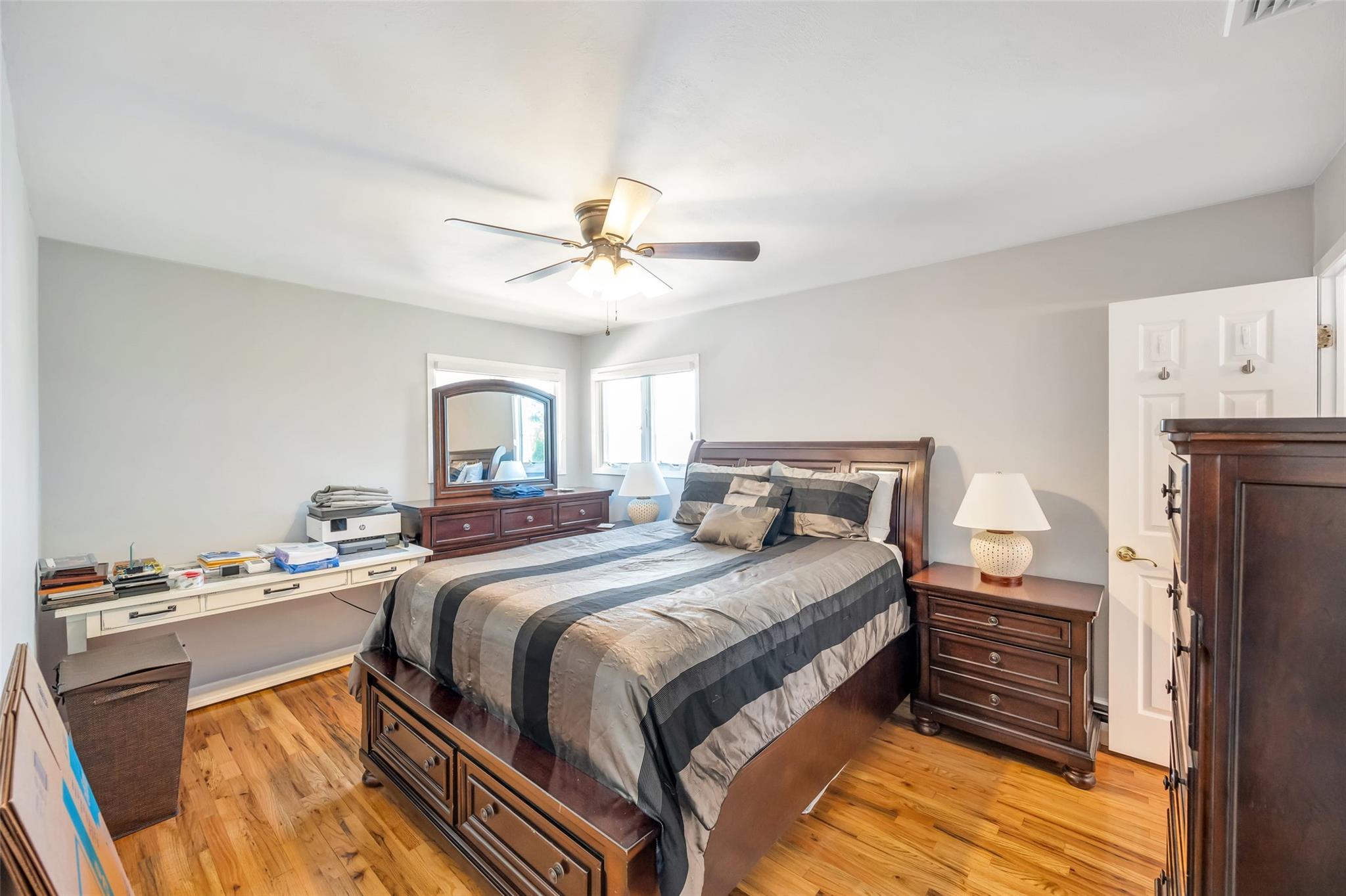 819 Townline Road, Hauppauge, New York image 26