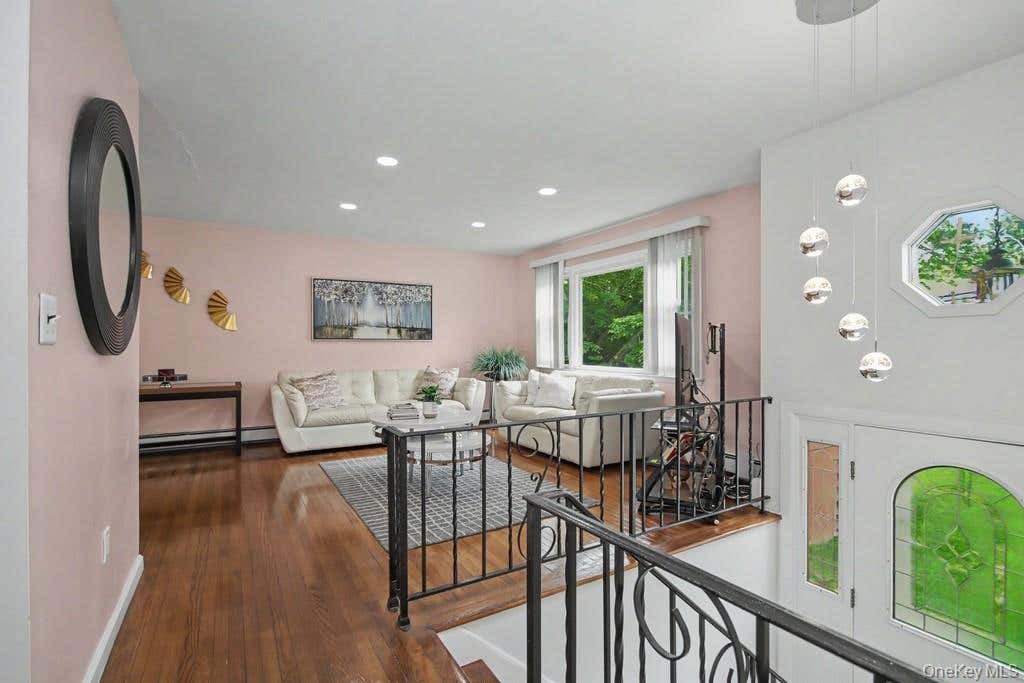 Photo of 167 Kings Ferry Road, Buchanan, NY 10511 (MLS # 1016843)