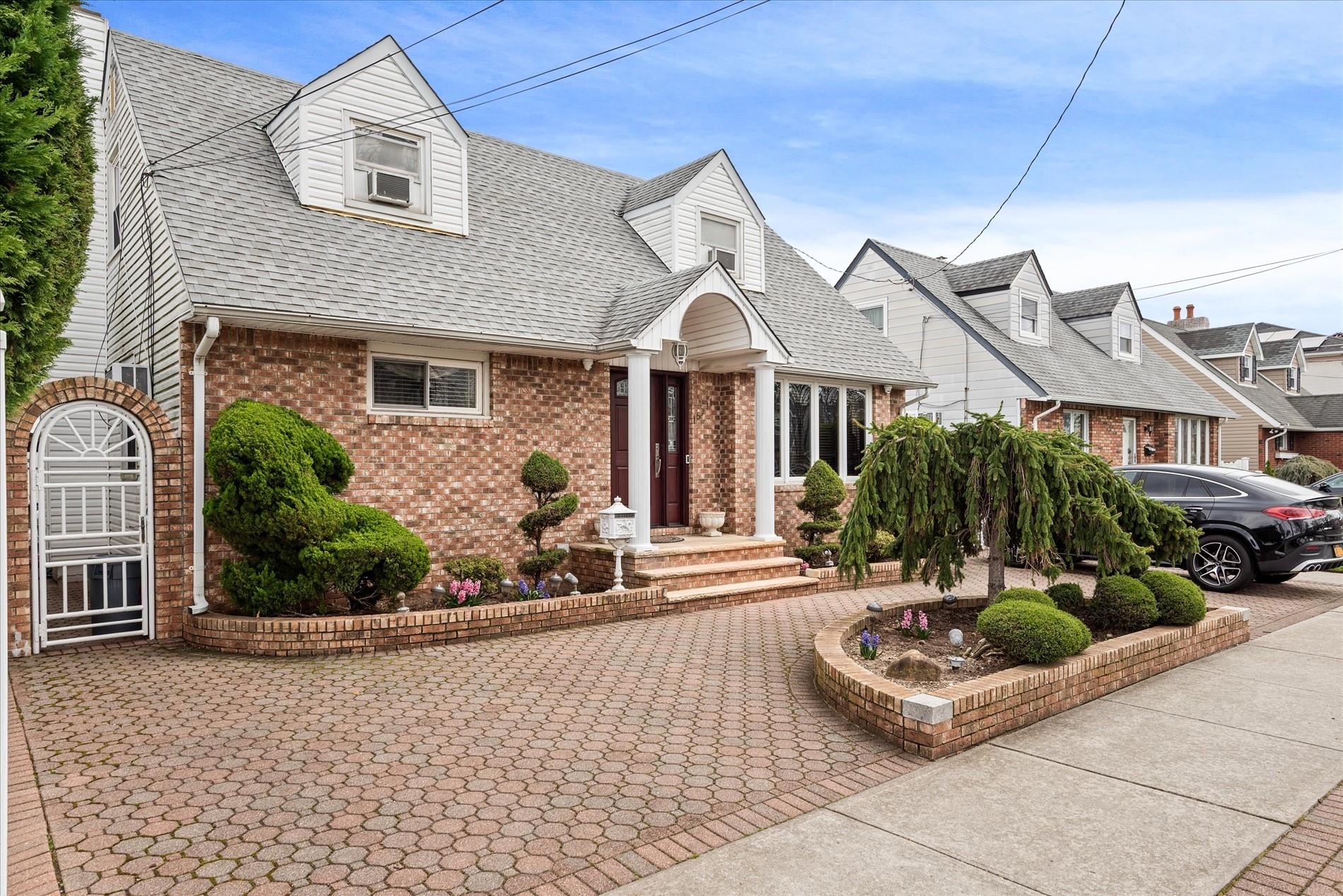 157-11 85th Street, Howard Beach, New York image 1