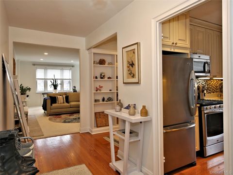 Homes For Sale - 50 N Broadway #6L<br/> White Plains, NY 10603