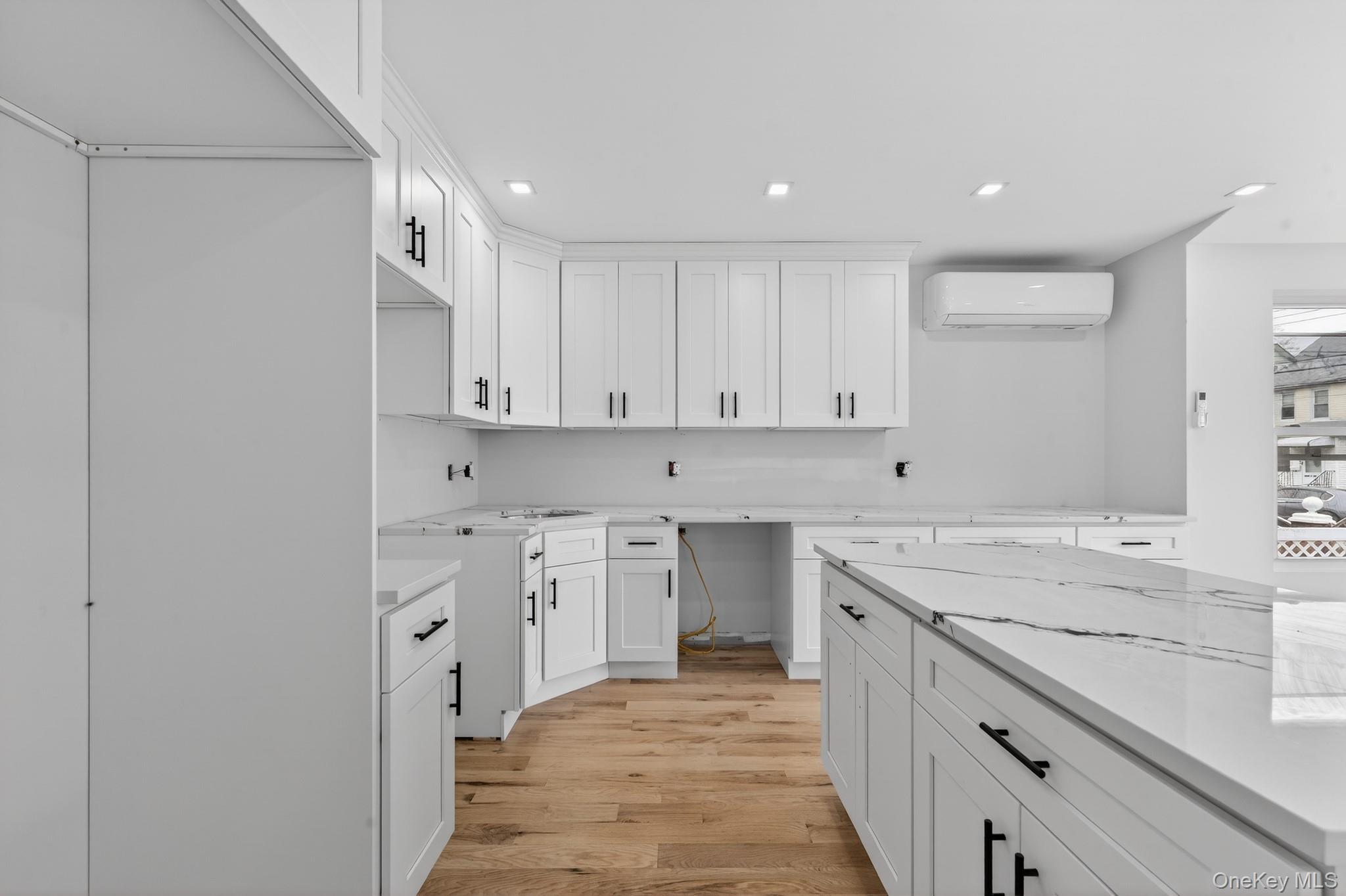 19450 Murdock Avenue