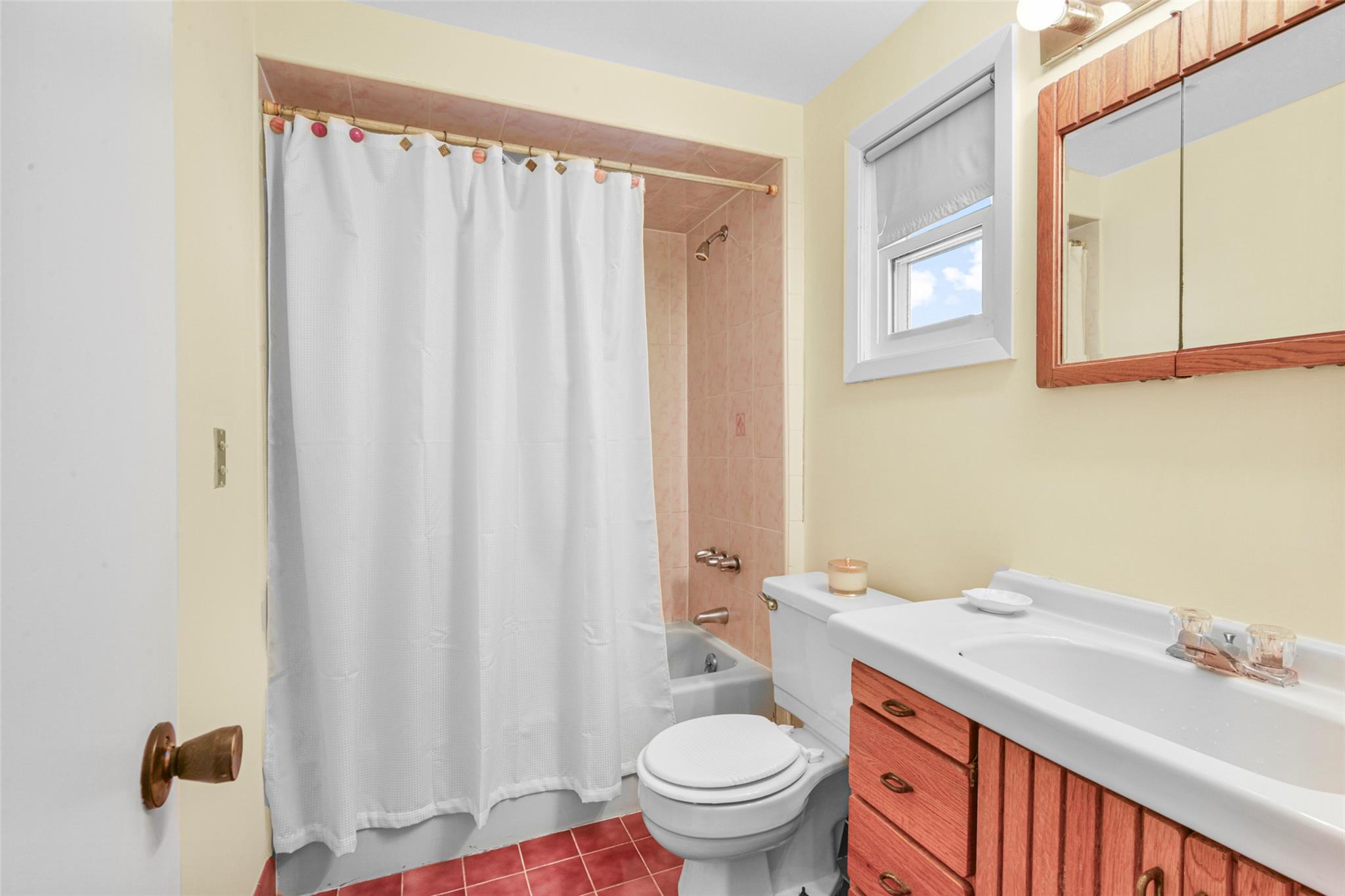 200 Jensen Avenue, Mamaroneck, New York image 13