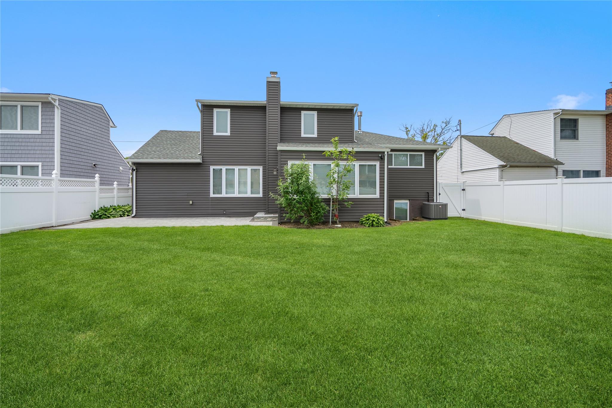 321 2nd Avenue, Massapequa Park, New York image 18