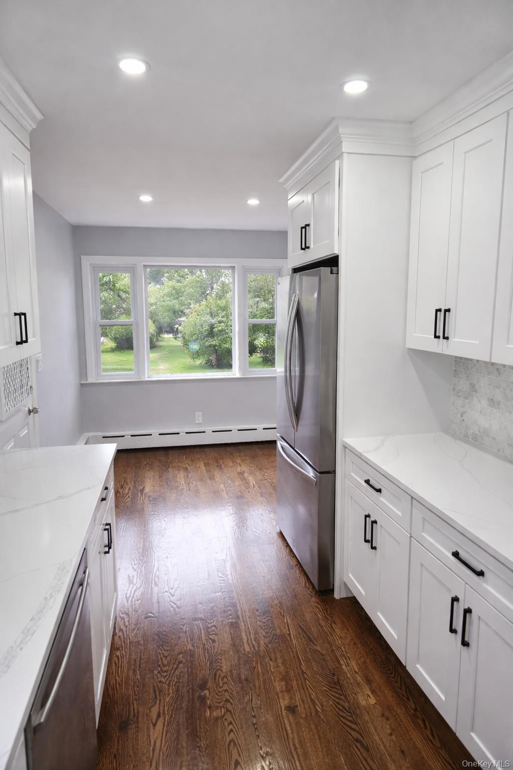 Photo of 321 Oakford Street, West Hempstead, NY 11552 (MLS # 958670)