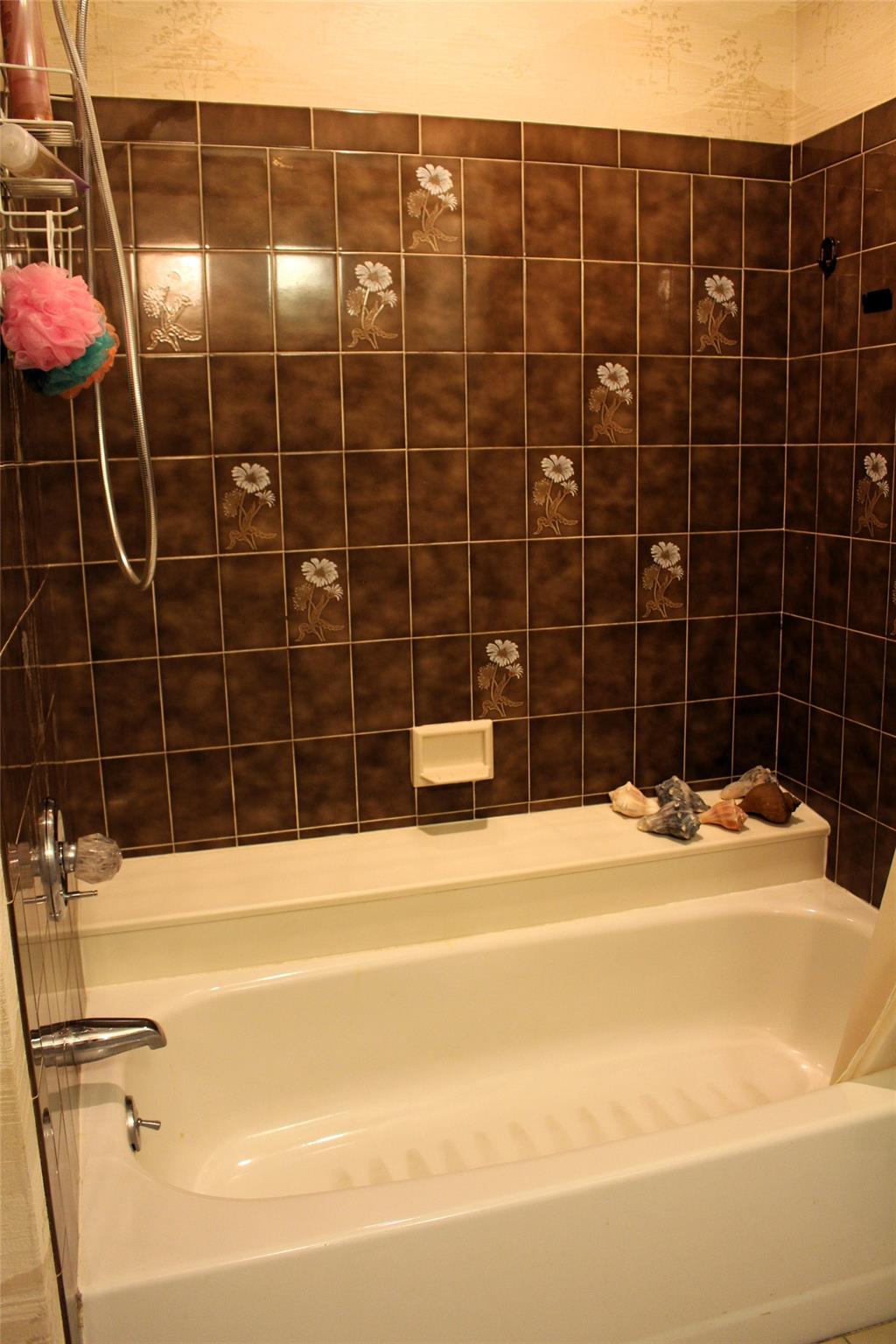 1 Rose Court, East Islip, New York image 24