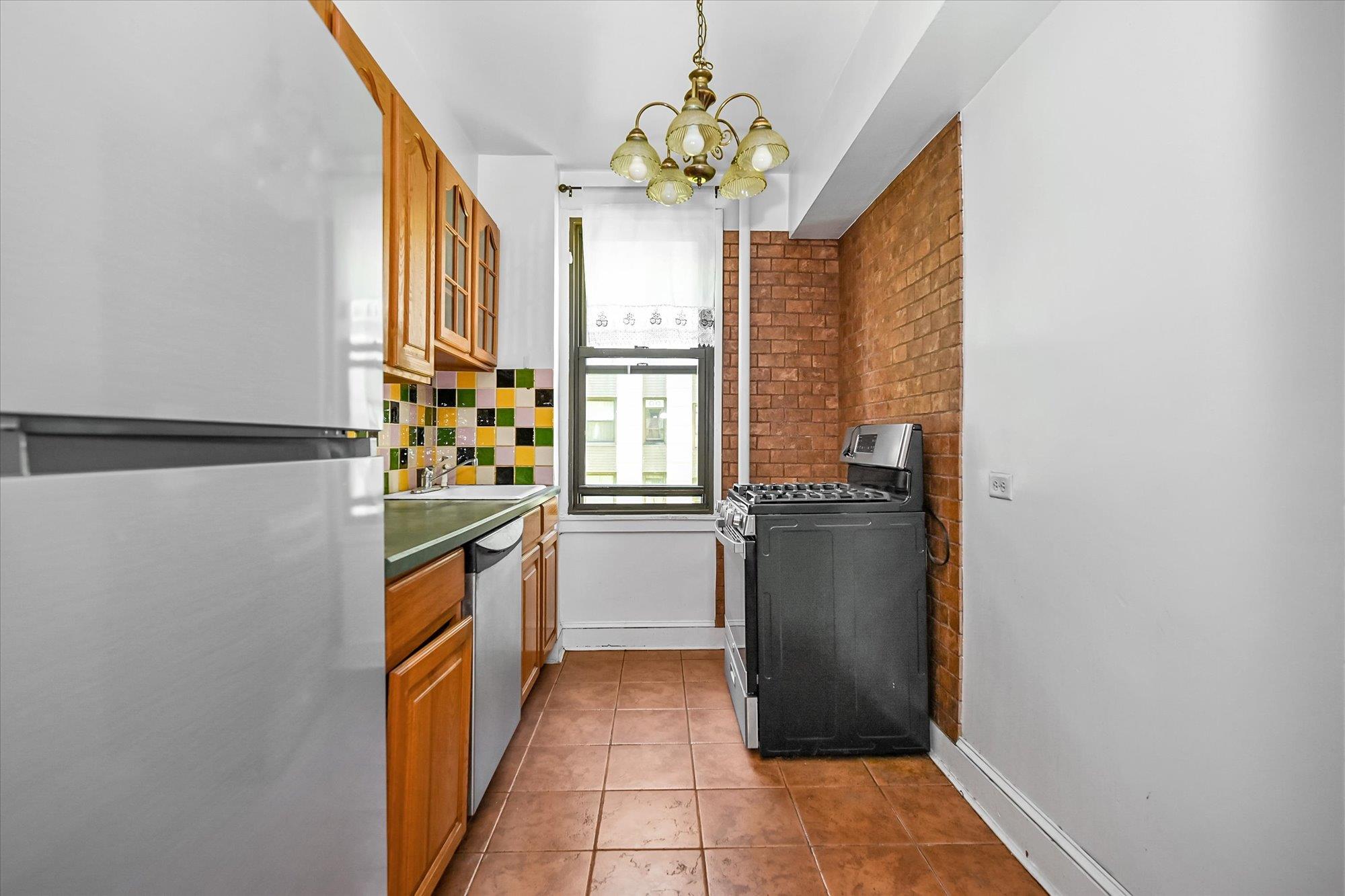 98-51 64 Avenue Ave #2C, Rego Park, New York image 8
