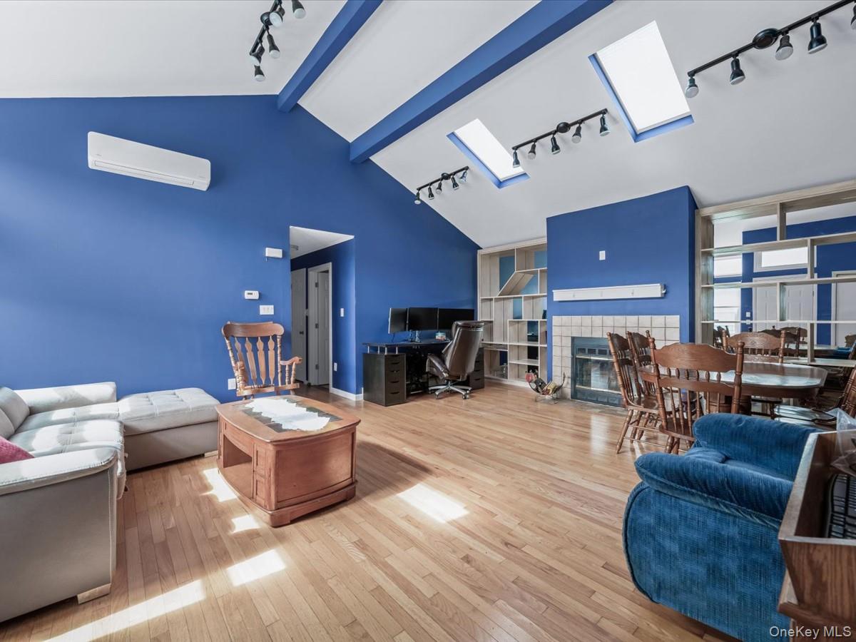 2 Limetree Drive