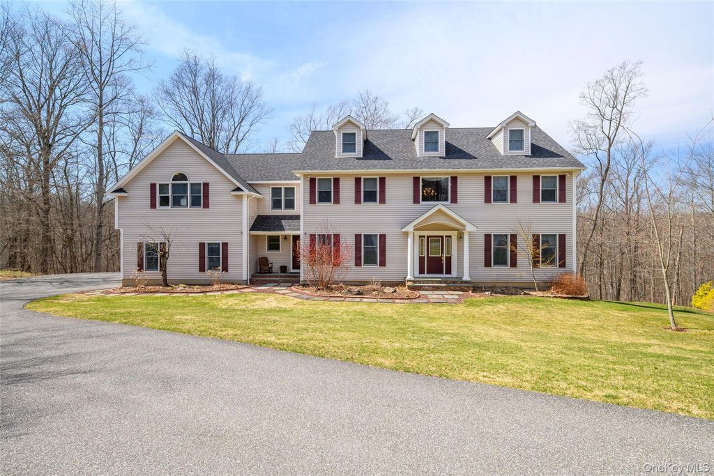 Photo of 17 Weldon Woods Connecticut Road, New Fairfield, CT 06812 (MLS # 979871)