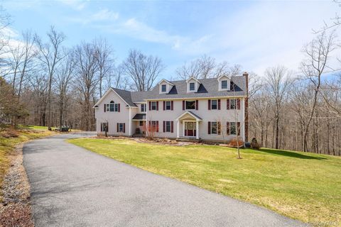 17 Weldon Woods Connecticut Road New Fairfield CT 06812