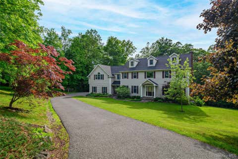 Homes For Sale - 17 Weldon Woods Connecticut Road<br/> New Fairfield, CT 06812
