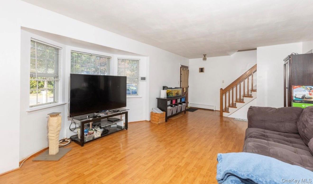 250 Clarice Boulevard - Photo 3