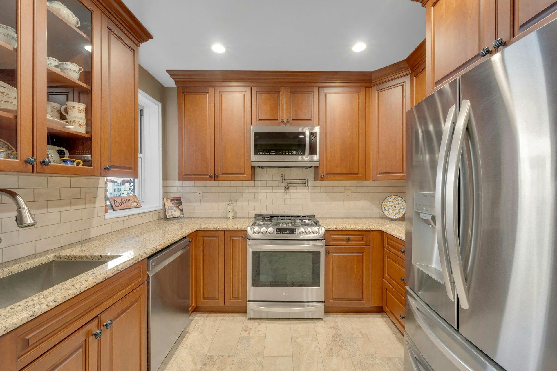 1255 North Avenue #B-4L, New Rochelle, New York image 8