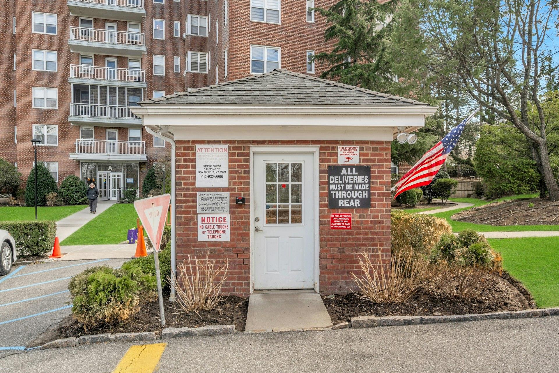 1255 North Avenue #B-4L, New Rochelle, New York image 2