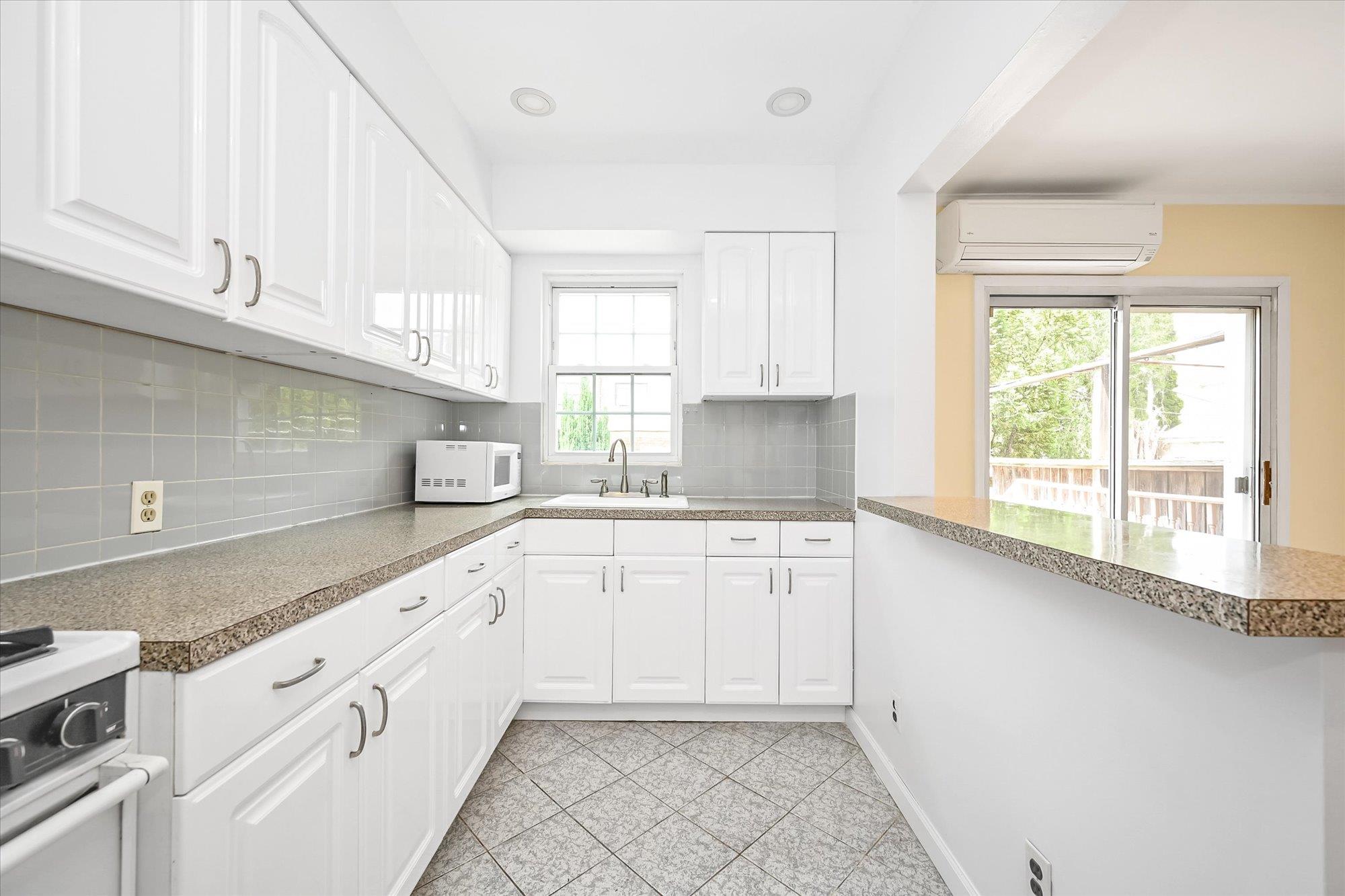 21-22 150th Street, Whitestone, New York image 6