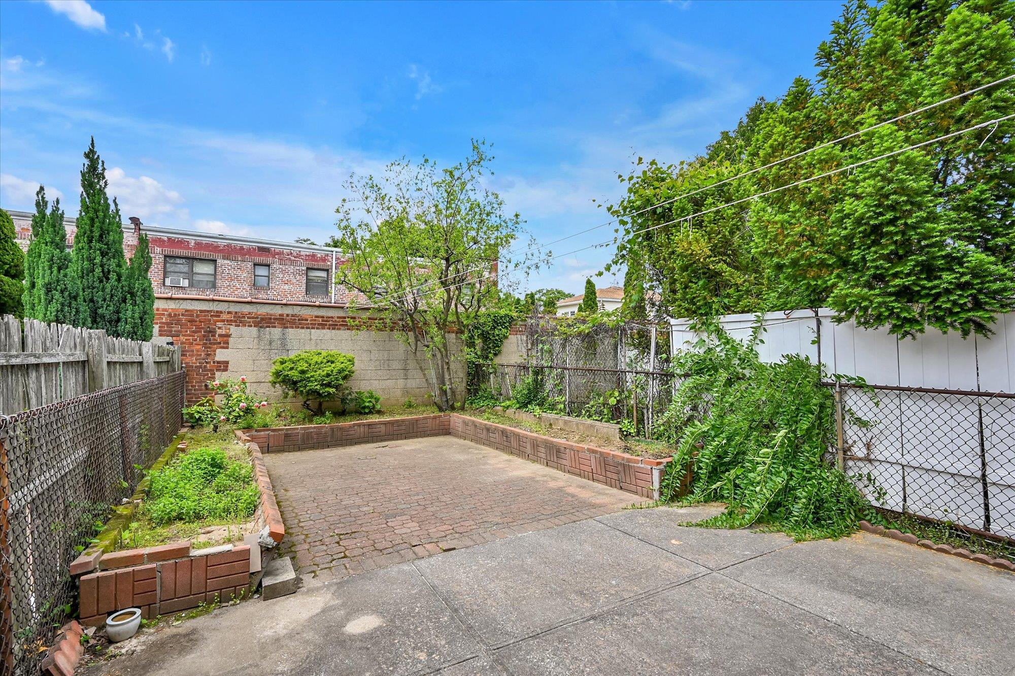 21-22 150th Street, Whitestone, New York image 18