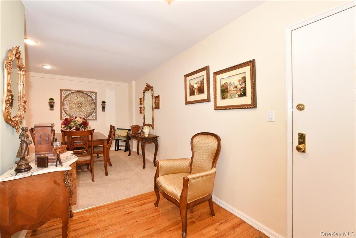 60 Hempstead Avenue 1H