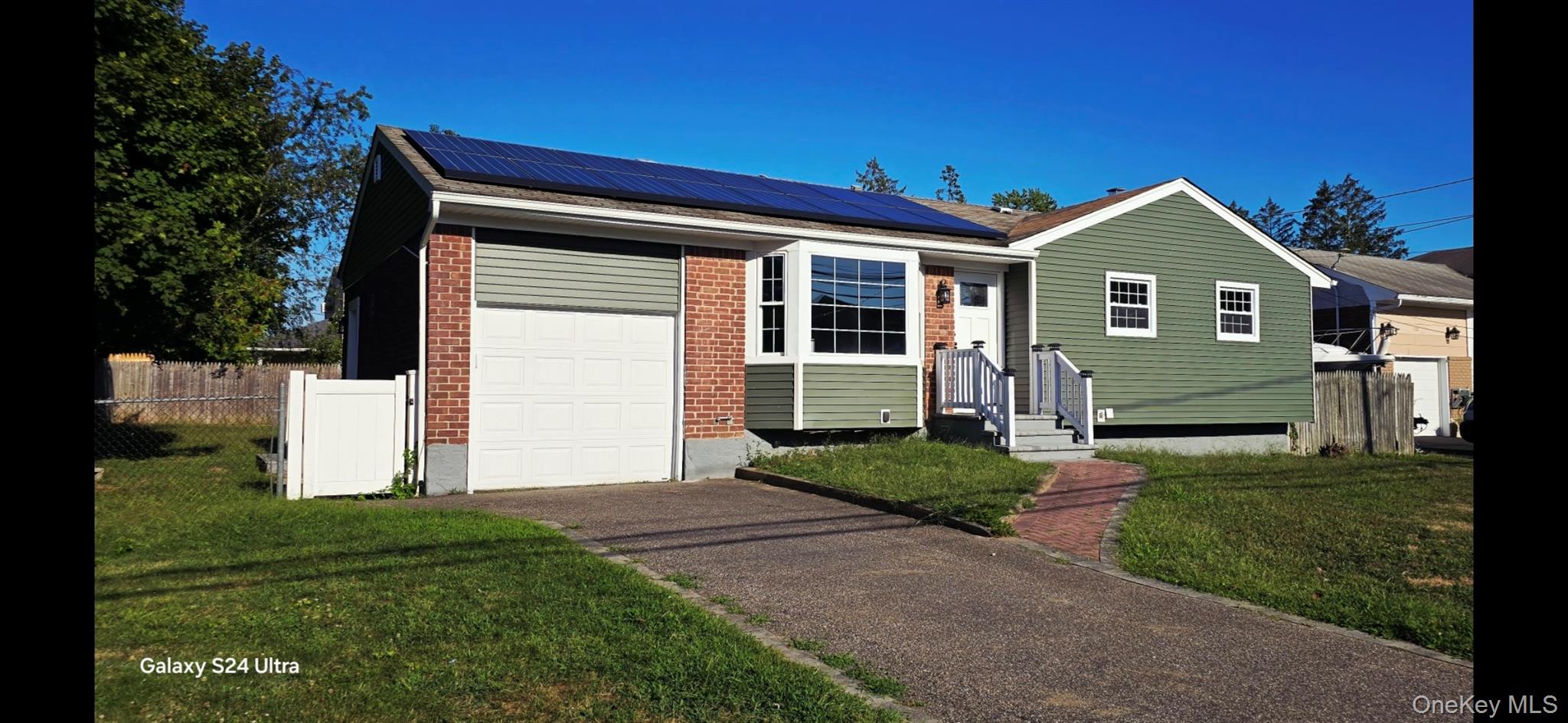 125 Burlington Avenue