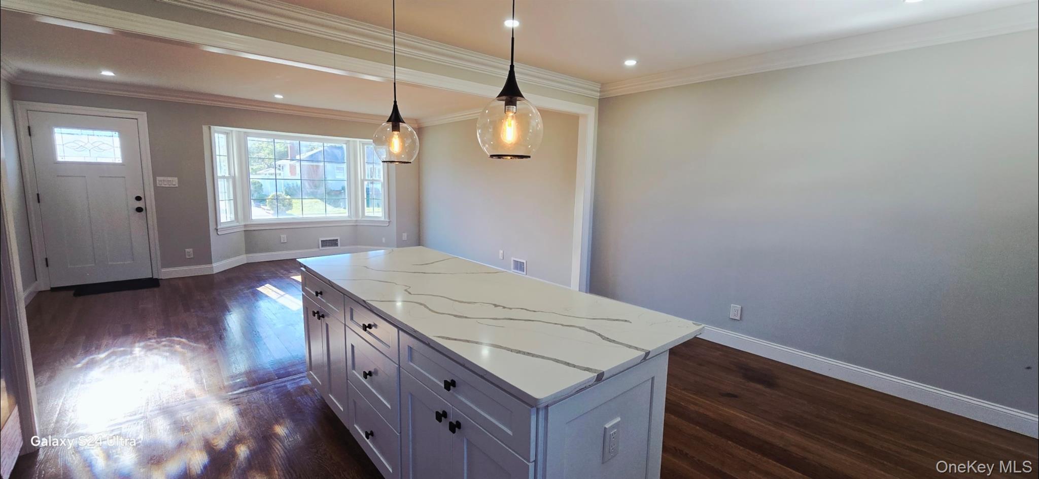 125 Burlington Avenue