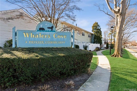 Condo For Sale - 19 Whalers Cove<br/> Babylon, NY 11702