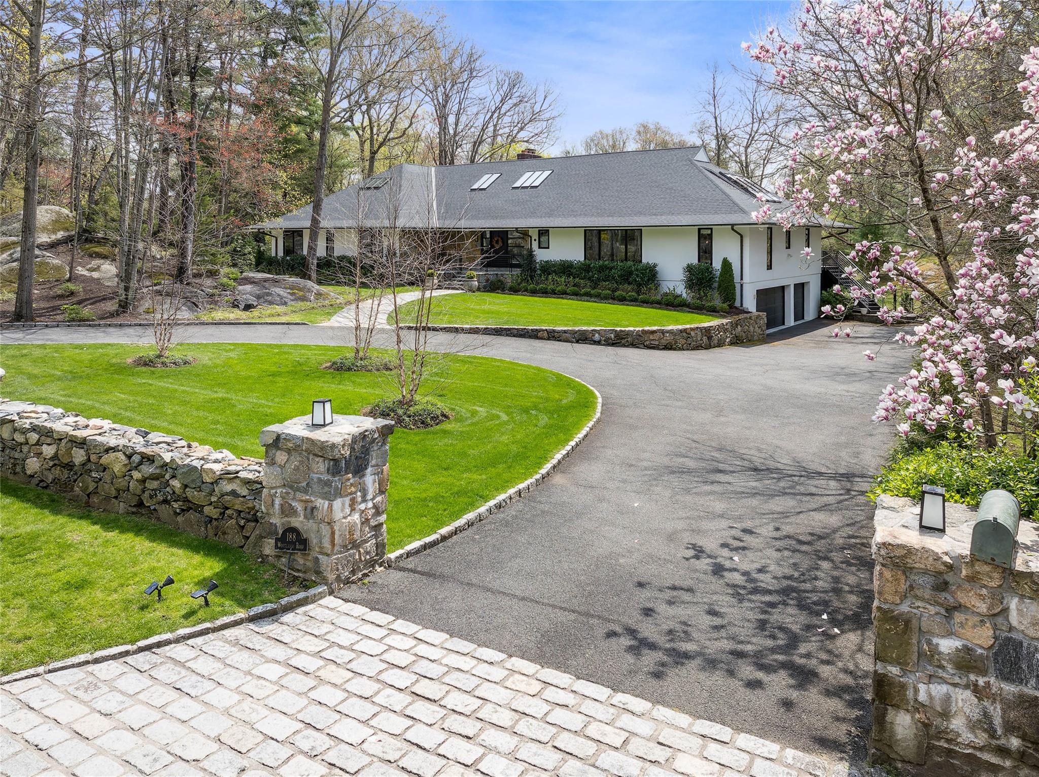 188 Woodlands Road, Harrison, New York image 4