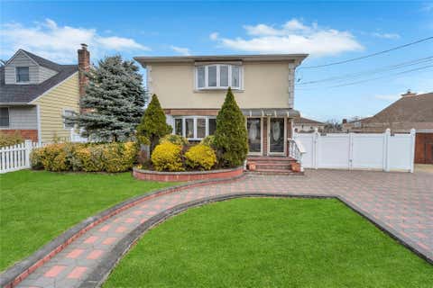 Homes For Sale - 431 Kirkman Avenue<br/> Elmont, NY 11003