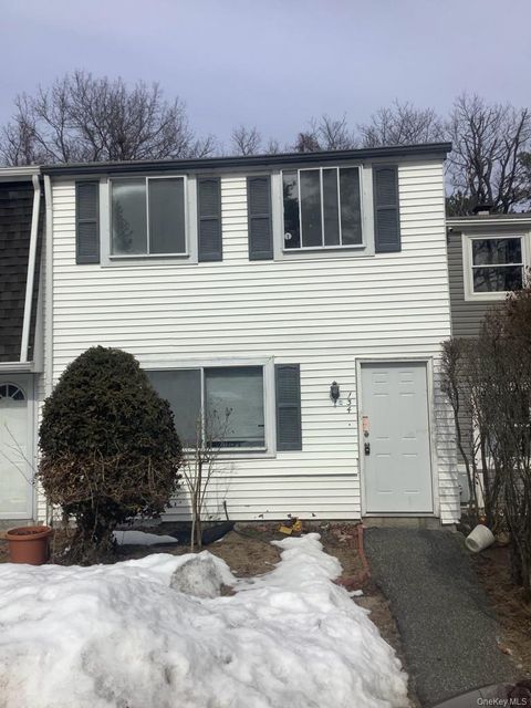 134 Hill Crescent Calverton NY 11933