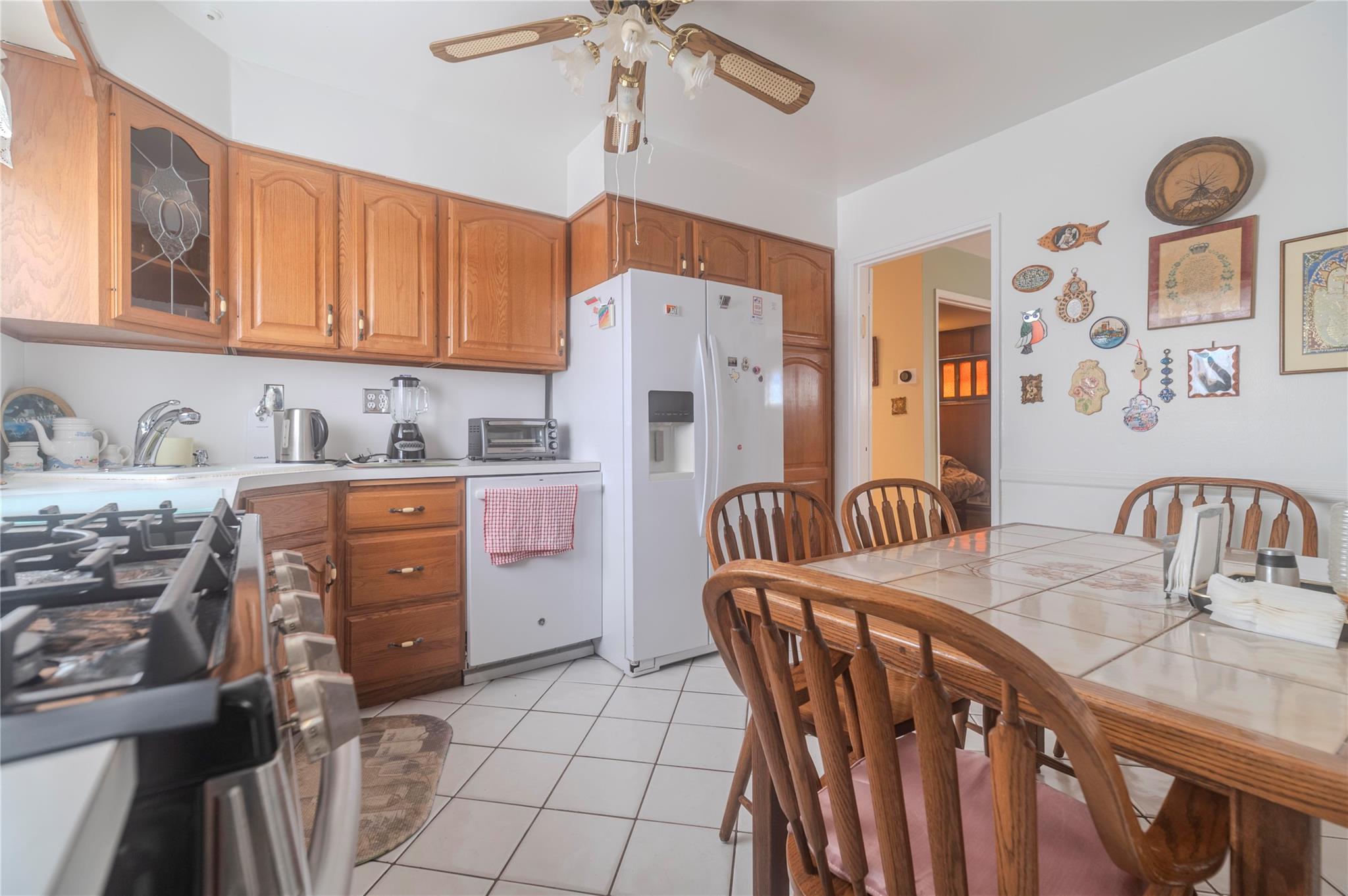 226-18 SW 77 Avenue, Oakland Gardens, New York image 7