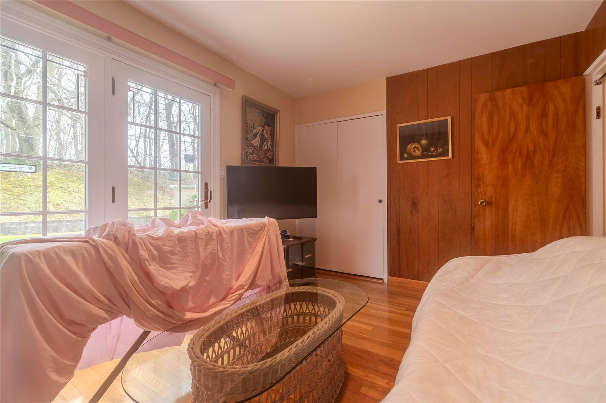 226-18 SW 77 Avenue, Oakland Gardens, New York image 16