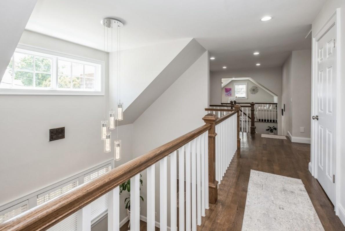 8 Hilltop Drive, Bayville, New York image 30