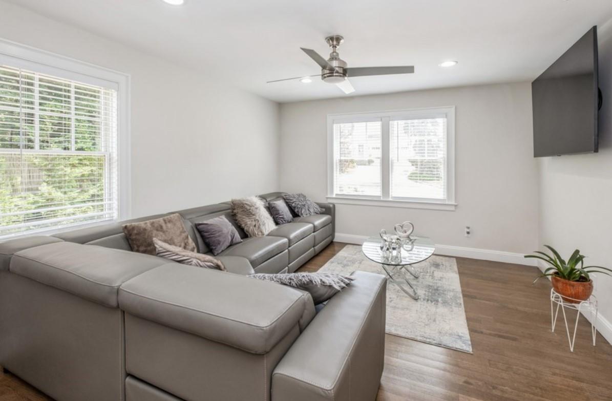 8 Hilltop Drive, Bayville, New York image 15