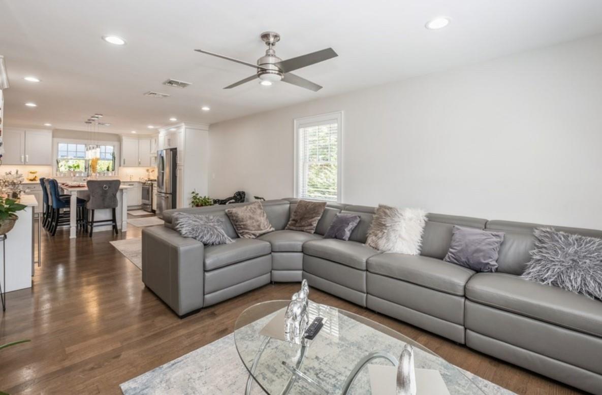 8 Hilltop Drive, Bayville, New York image 14