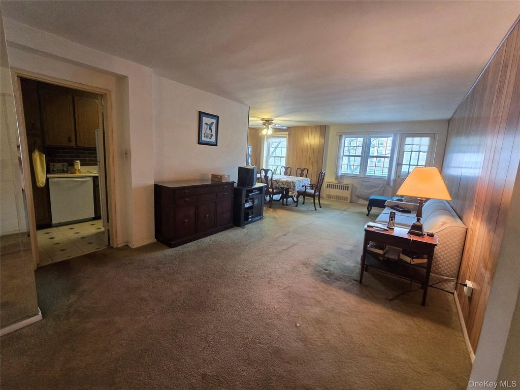 Photo of 149-30 88th Street #2G, Howard Beach, NY 11414 (MLS # 976256)