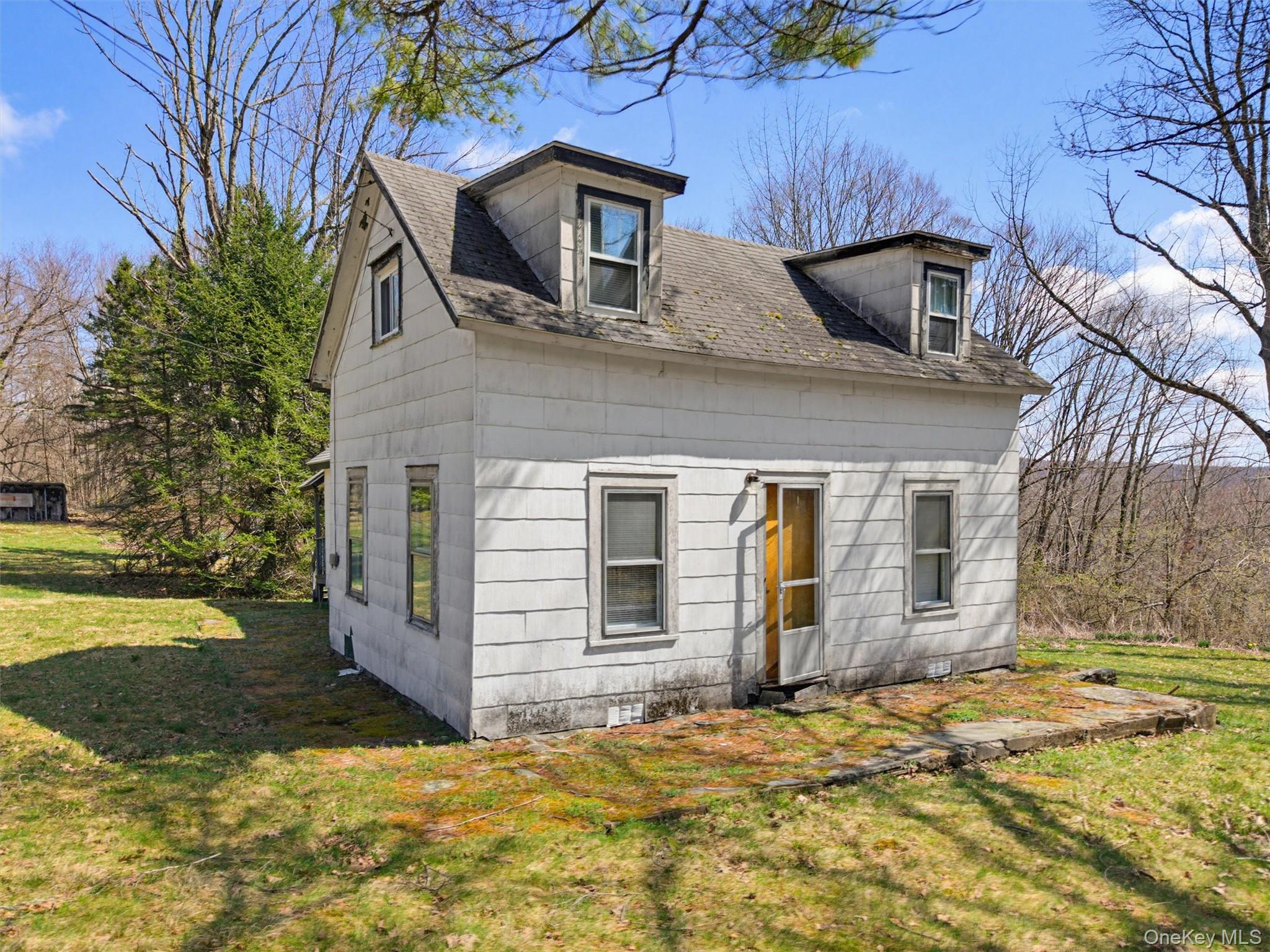 467 Old Hunter Road