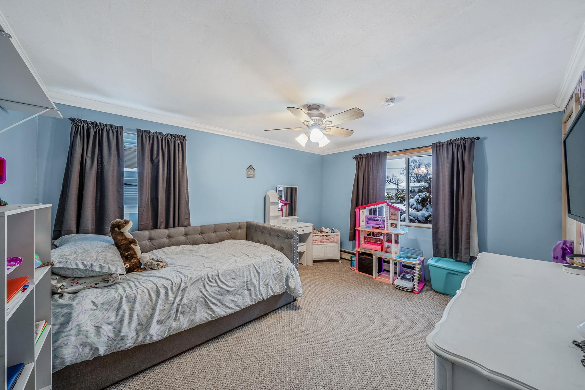 98 Smithtown Polk Boulevard, Centereach, New York image 17