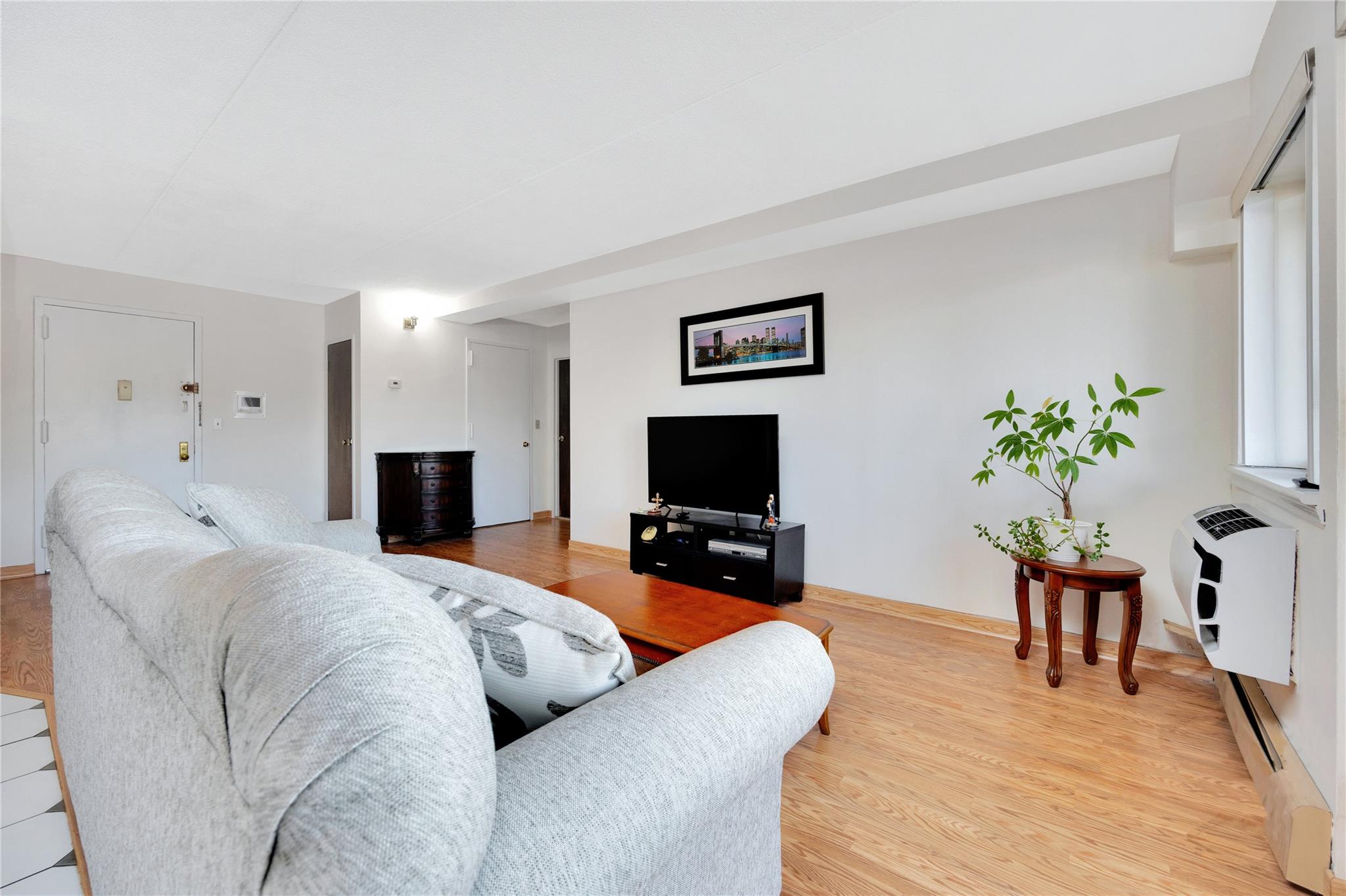 72-29 Metropolitan Avenue #3D, Middle Village, New York image 5