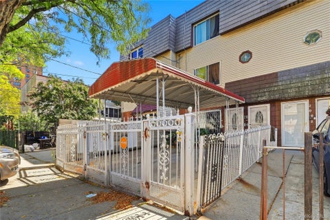 Multifamily For Sale - 2064 Cicero Avenue<br/> Bronx, NY 10473