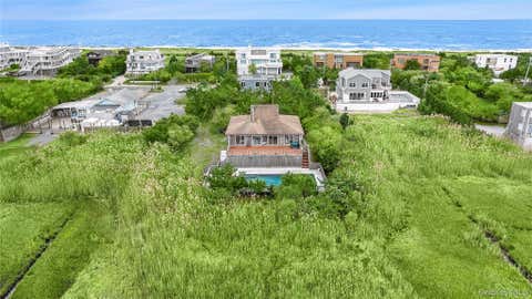 Homes For Sale - 542 Dune Road<br/> Westhampton, NY 11977