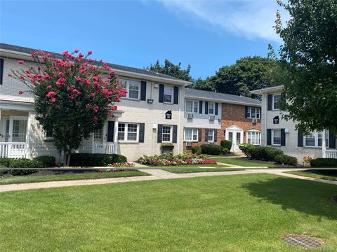 Apartment For Rent - 500 Kensington Lane<br/> Nassau County, Bethpage, NY 11714