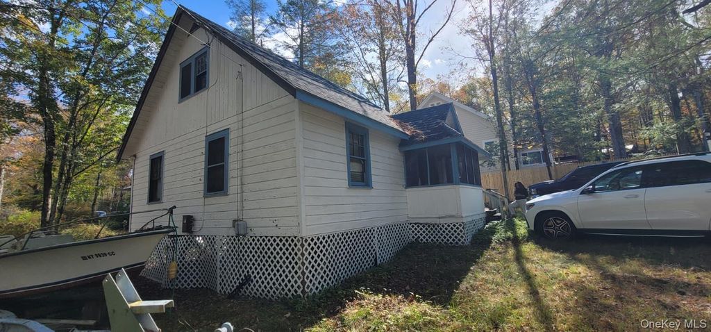 Photo of 13 Eldridge Street S, Bethel, NY 12720 (MLS # 923052)