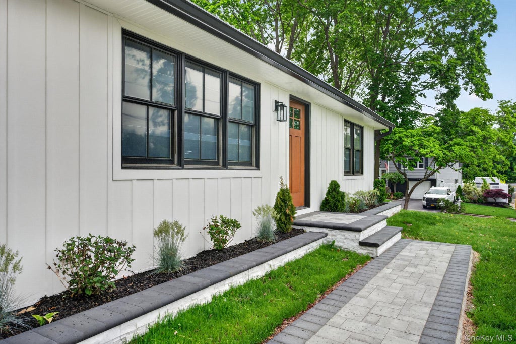 Photo of 85 Kenneth Avenue, Huntington, NY 11743 (MLS # 1009359)