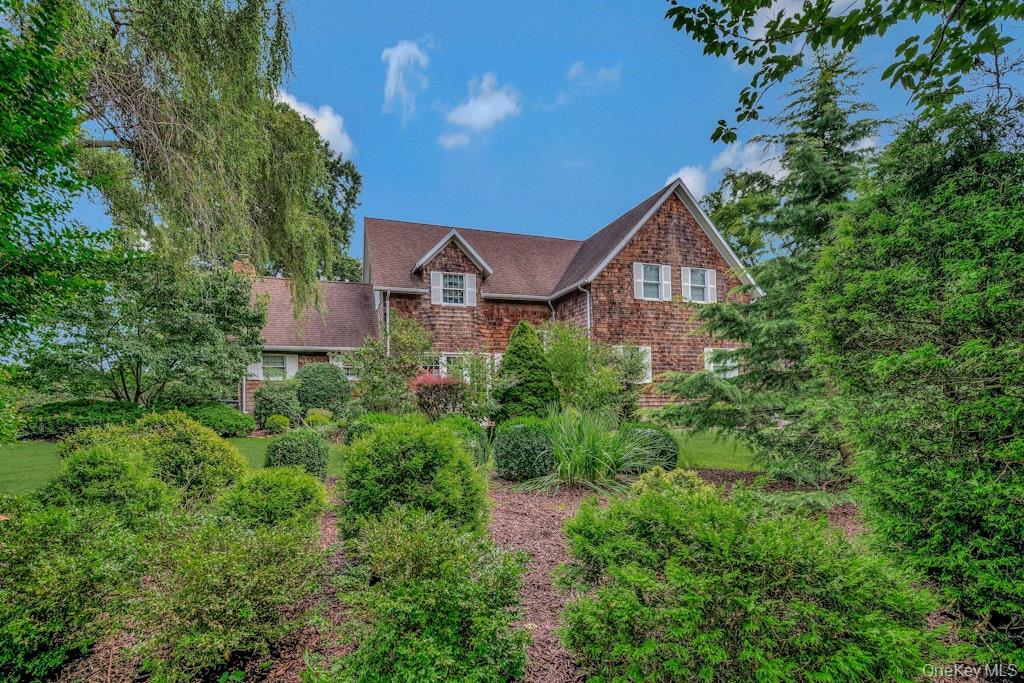 1000 Green Hill Lane