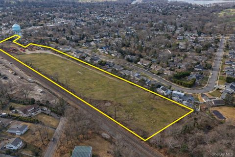 Vacant Land For Sale - Private Lane<br/> Glen Head, NY 11545